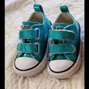 BABY GIRL CONVERSE